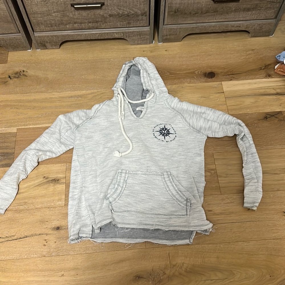 sweatshirt